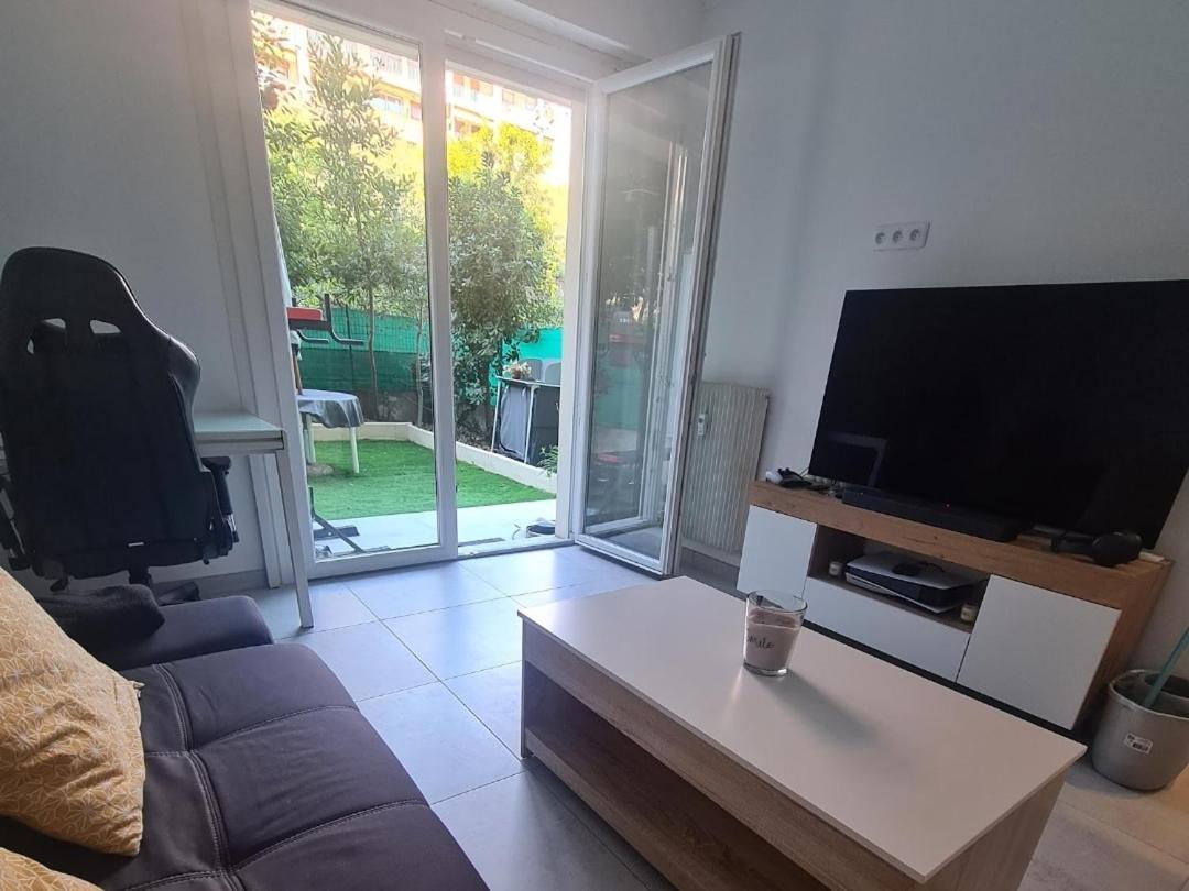 Menton, Appartement/Jardin, Proche Mer Et Centre Exterior foto